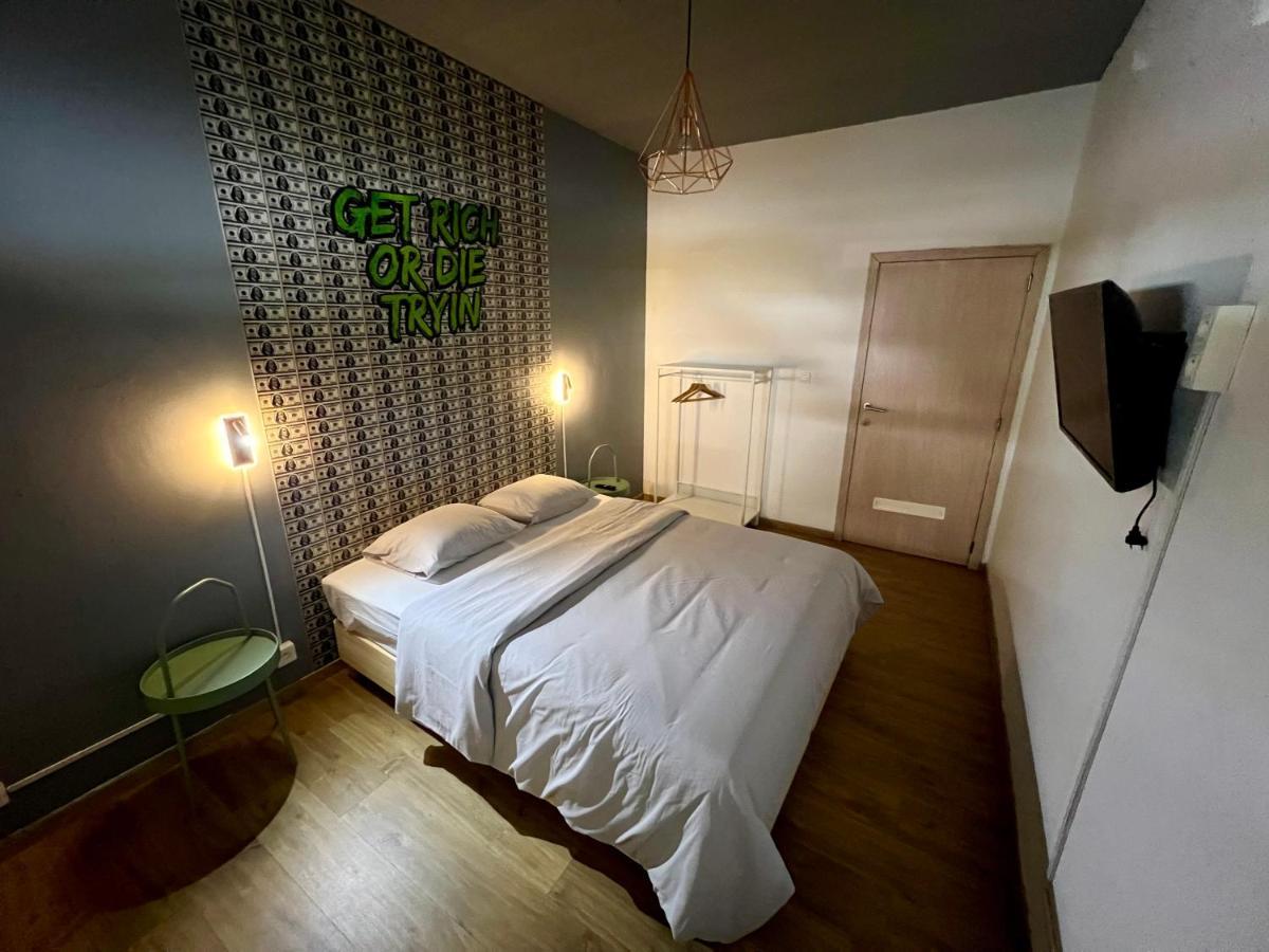 Capsule Casino - Jacuzzi - Billard - Netflix - Console & Jeux Apartman Mons Kültér fotó