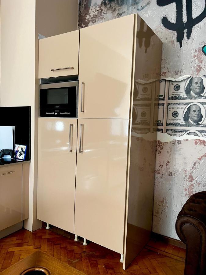 Capsule Casino - Jacuzzi - Billard - Netflix - Console & Jeux Apartman Mons Kültér fotó
